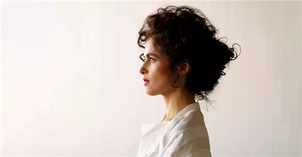 Neri Oxman教授.jpg