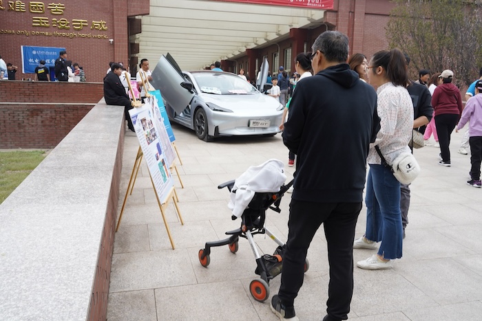 1713360513744004.jpg 5.展板区域.jpg