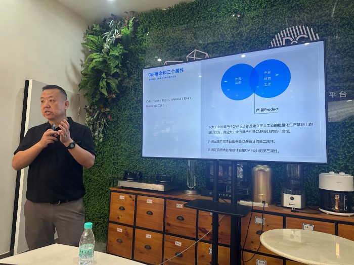 图15 各领域导师讲座分享2.jpg